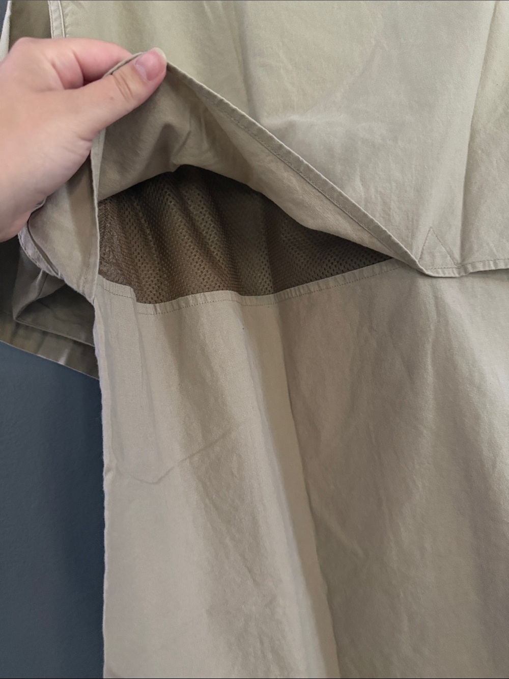 Columbia Men’s Outdoor/Fishing Button-Down Vented Shirt in Beige Cotton Sz XL - Picture 8 of 11